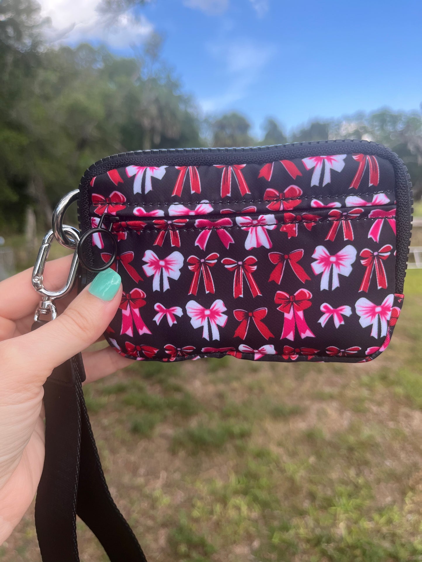 Black With Red Bows Wristlet/Wallet
