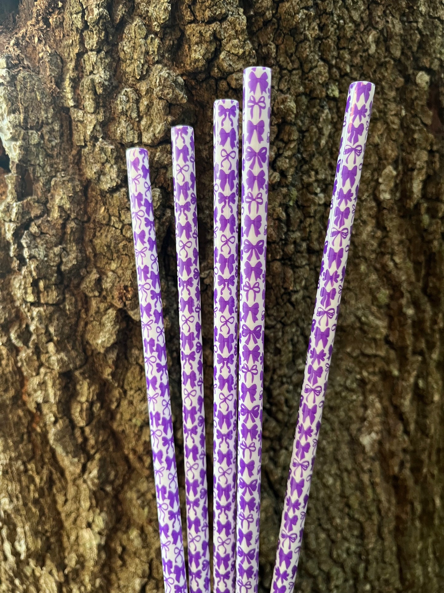 40oz Purple Bows White Base Print Straw