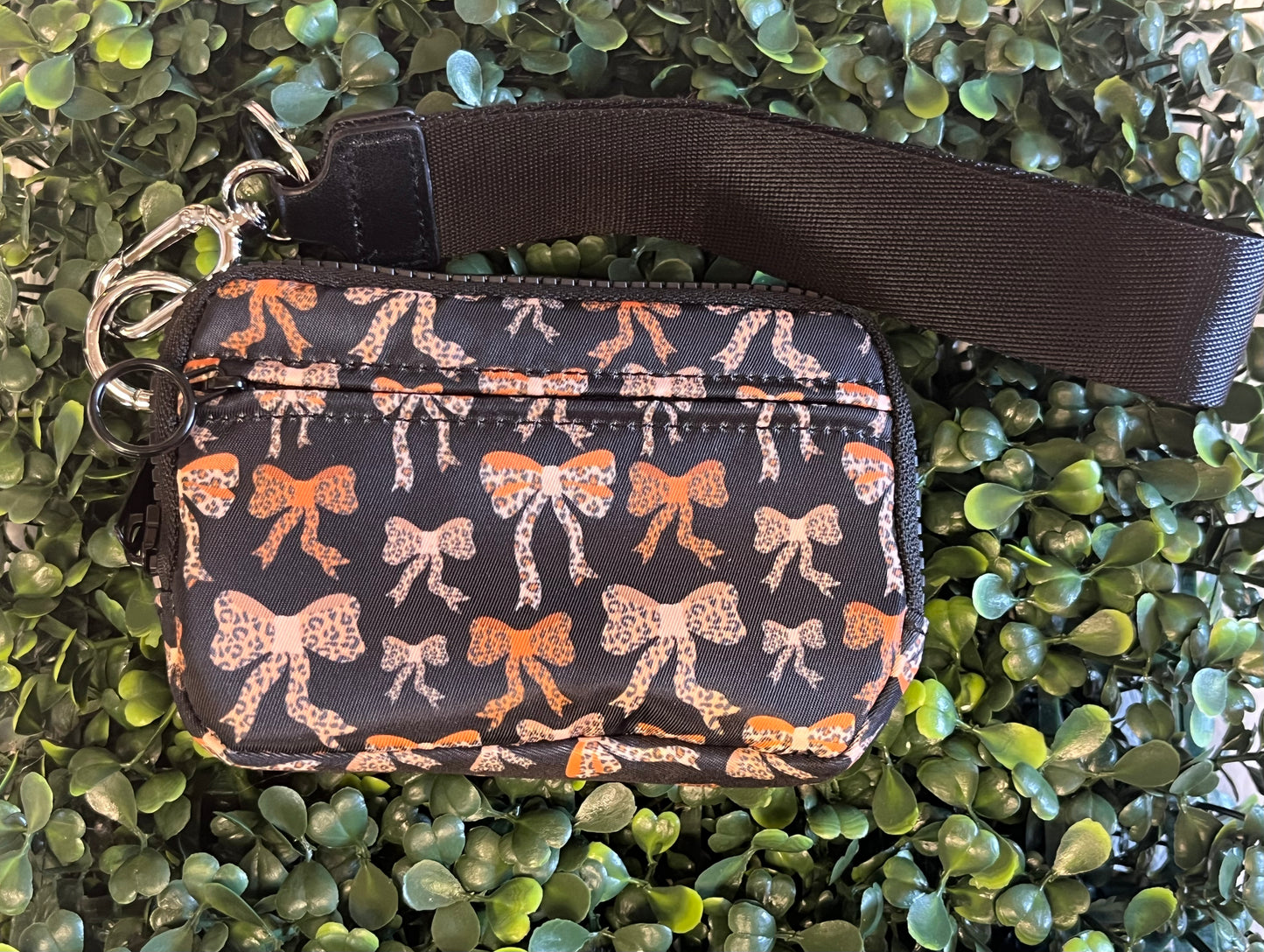 Wild Bows Wristlet/Wallet