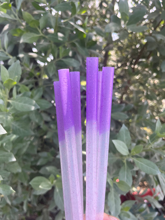 40oz Color Change Purple Glitter Print Straw